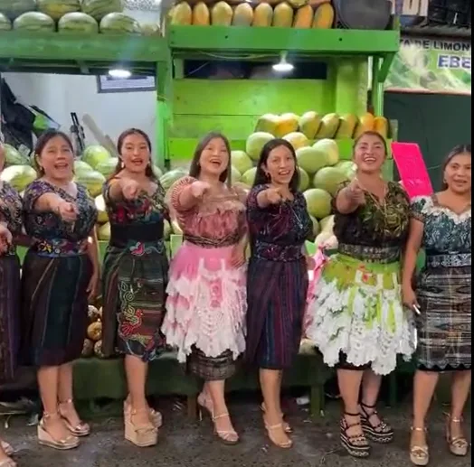 La Terminal tira la casa por la ventana con Los Internacionales Conejos y Fidel Funes