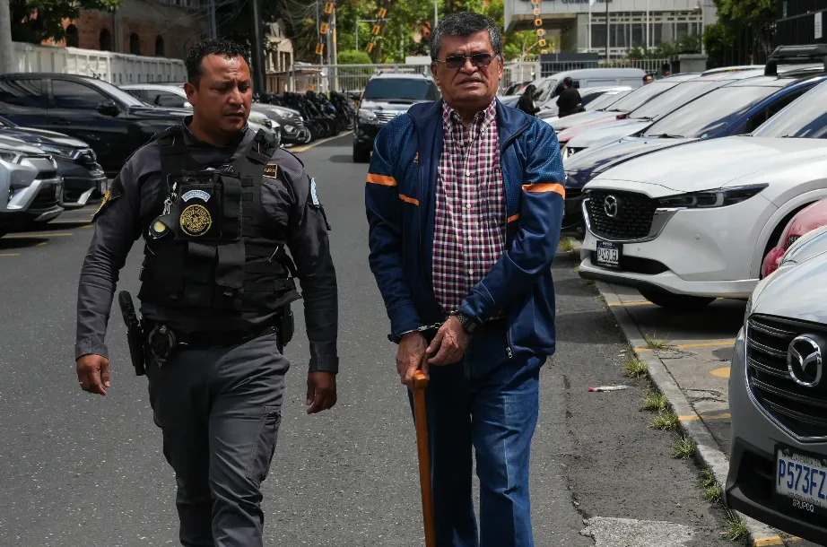 Arnoldo Medrano condenado a 29 años de cárcel  cumplirá condena en casa